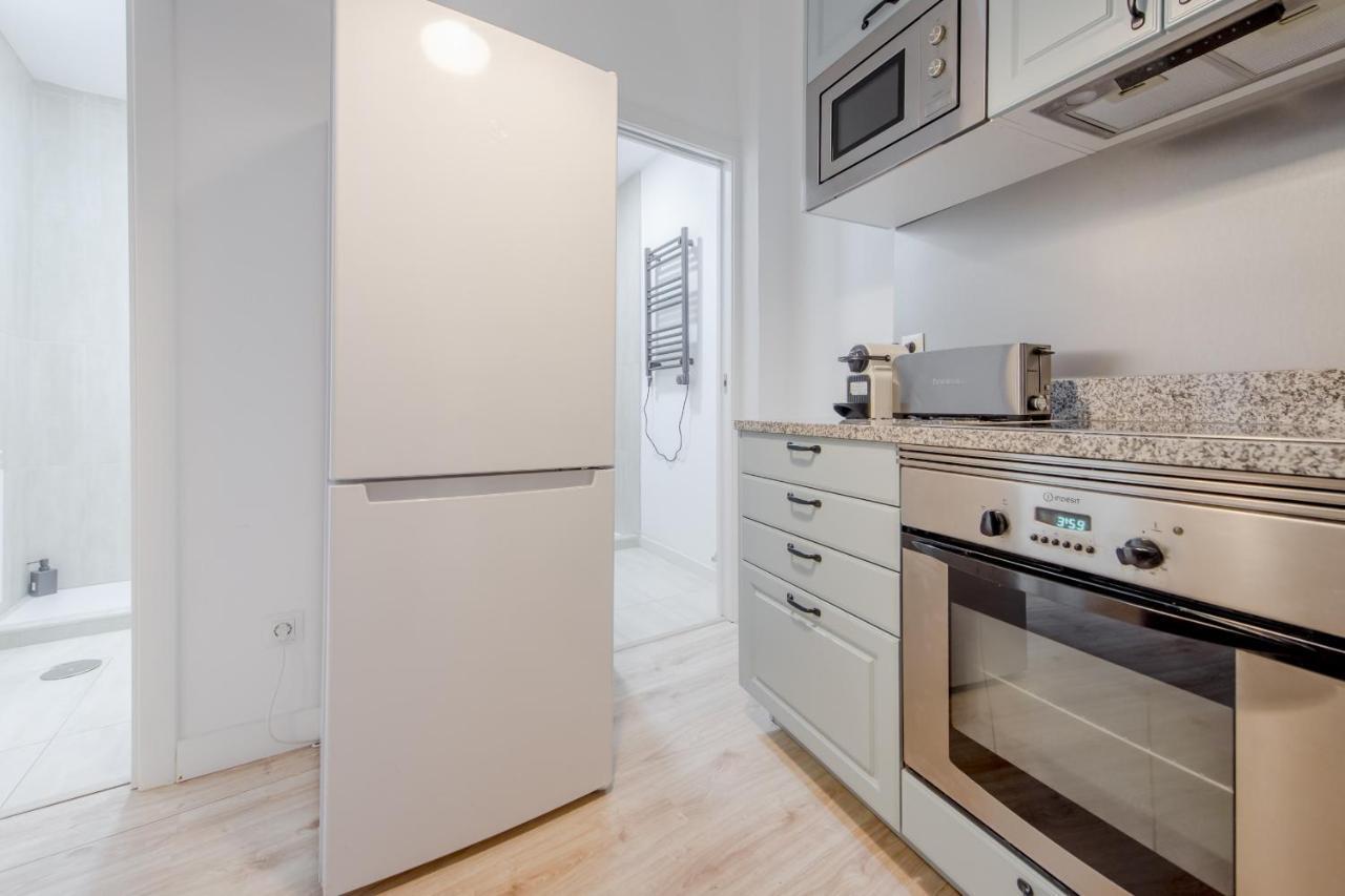 Premium Apt Para 9P En C/Olmo - Centro De Madrid Bagian luar foto